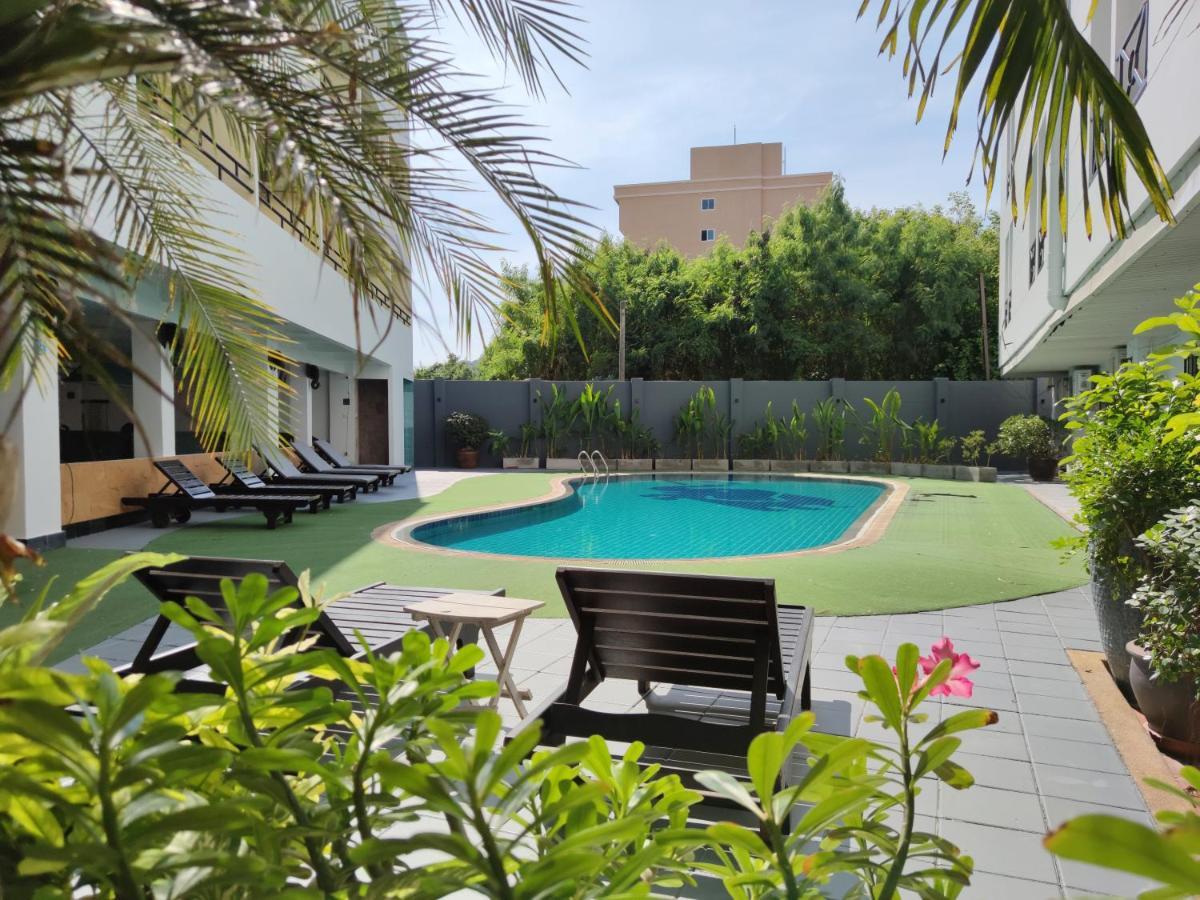 The Chanthong Residence And Hotel Pattaya Esterno foto