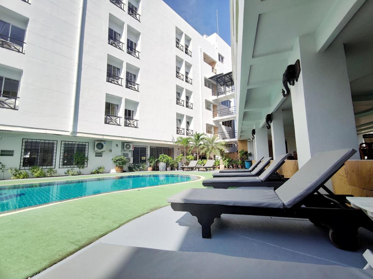 The Chanthong Residence And Hotel Pattaya Esterno foto