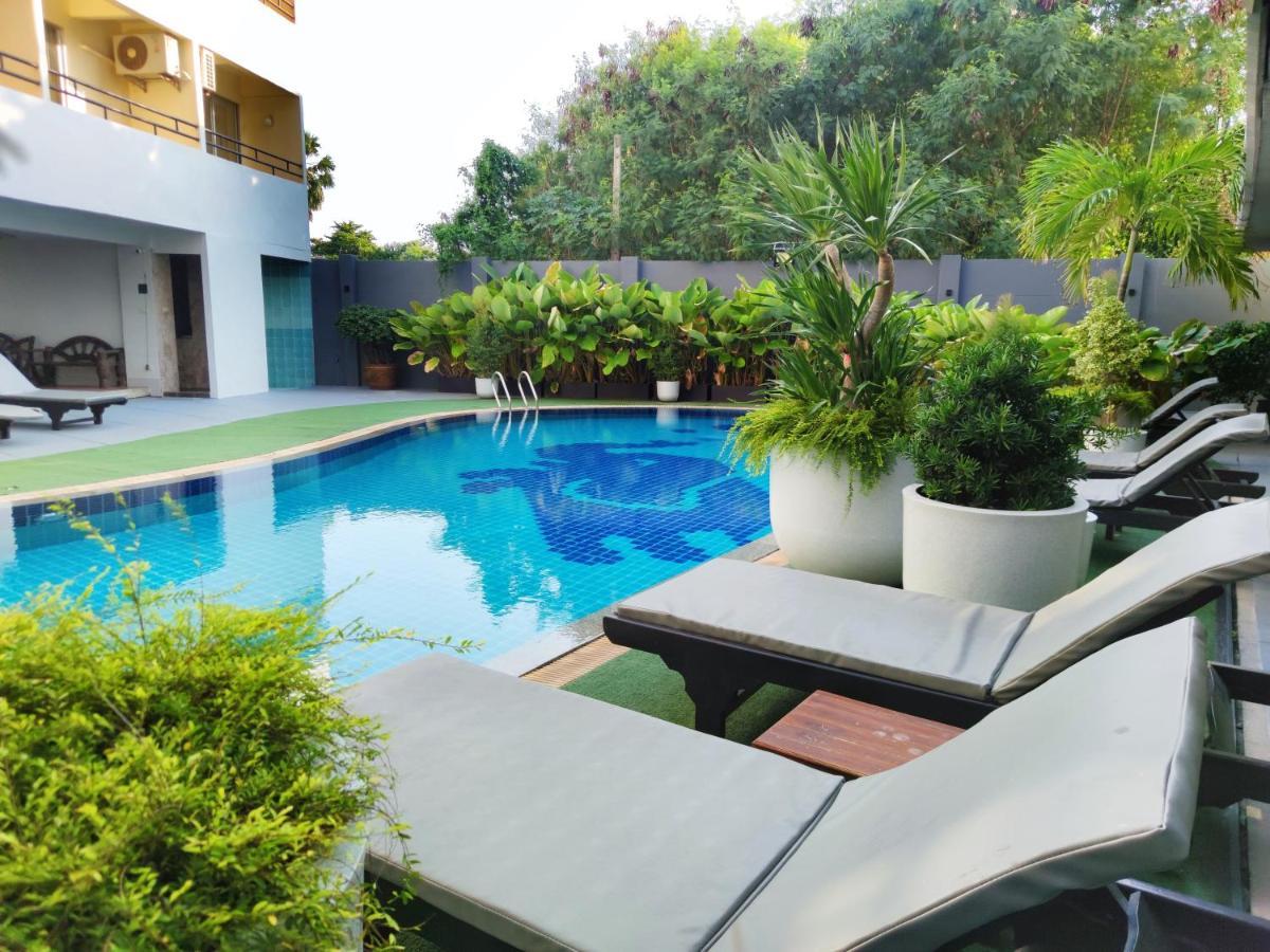 The Chanthong Residence And Hotel Pattaya Esterno foto