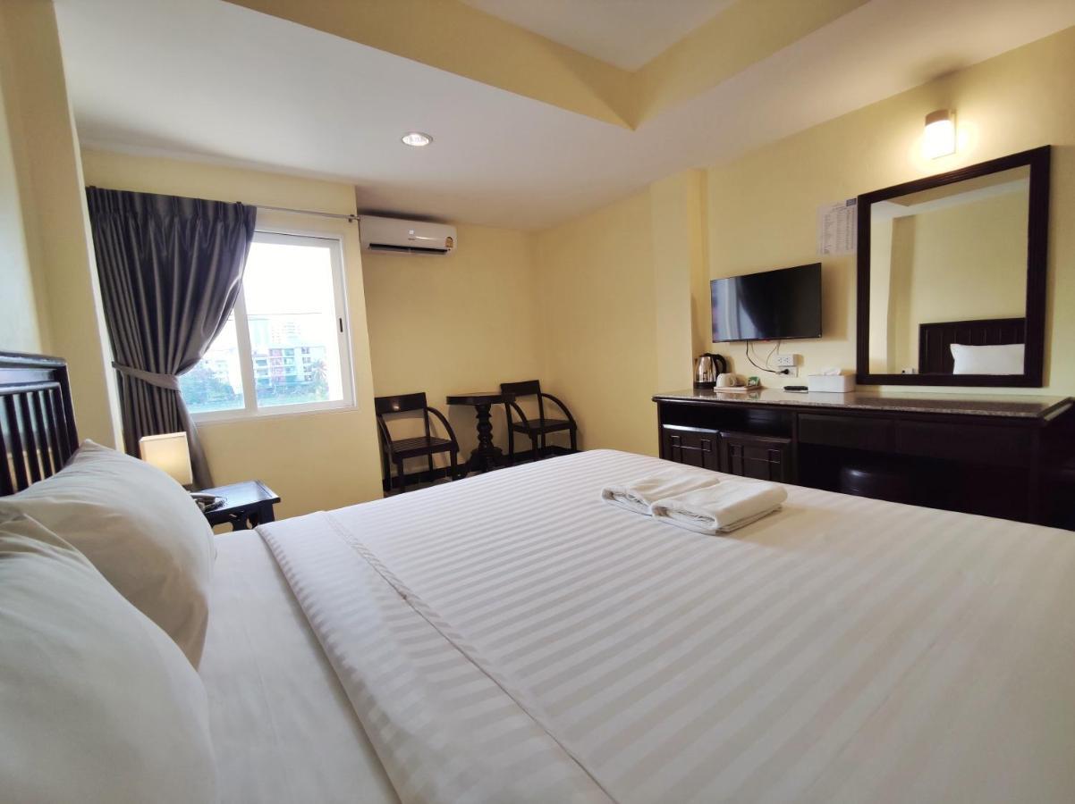 The Chanthong Residence And Hotel Pattaya Esterno foto