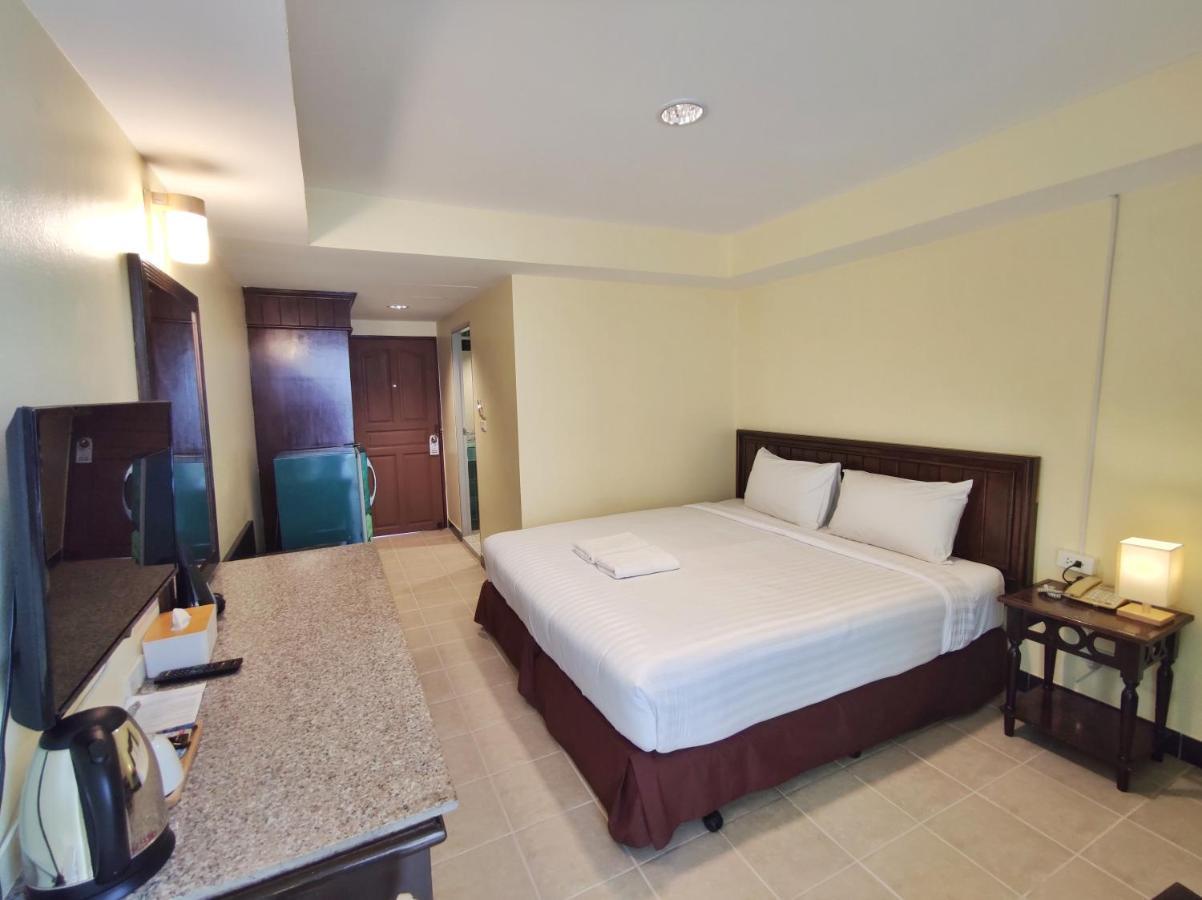 The Chanthong Residence And Hotel Pattaya Esterno foto