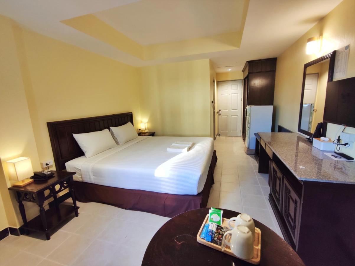The Chanthong Residence And Hotel Pattaya Esterno foto