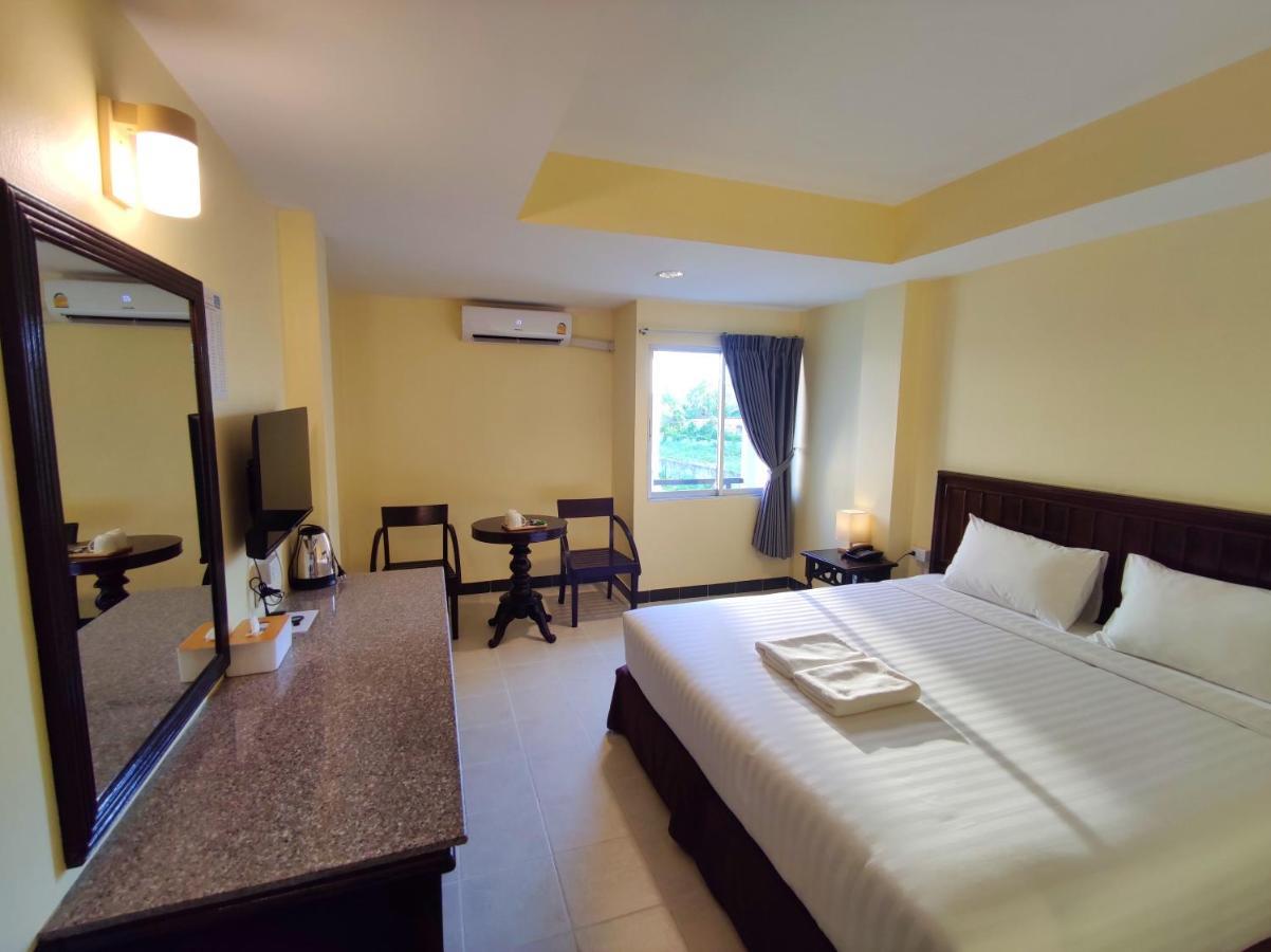 The Chanthong Residence And Hotel Pattaya Esterno foto