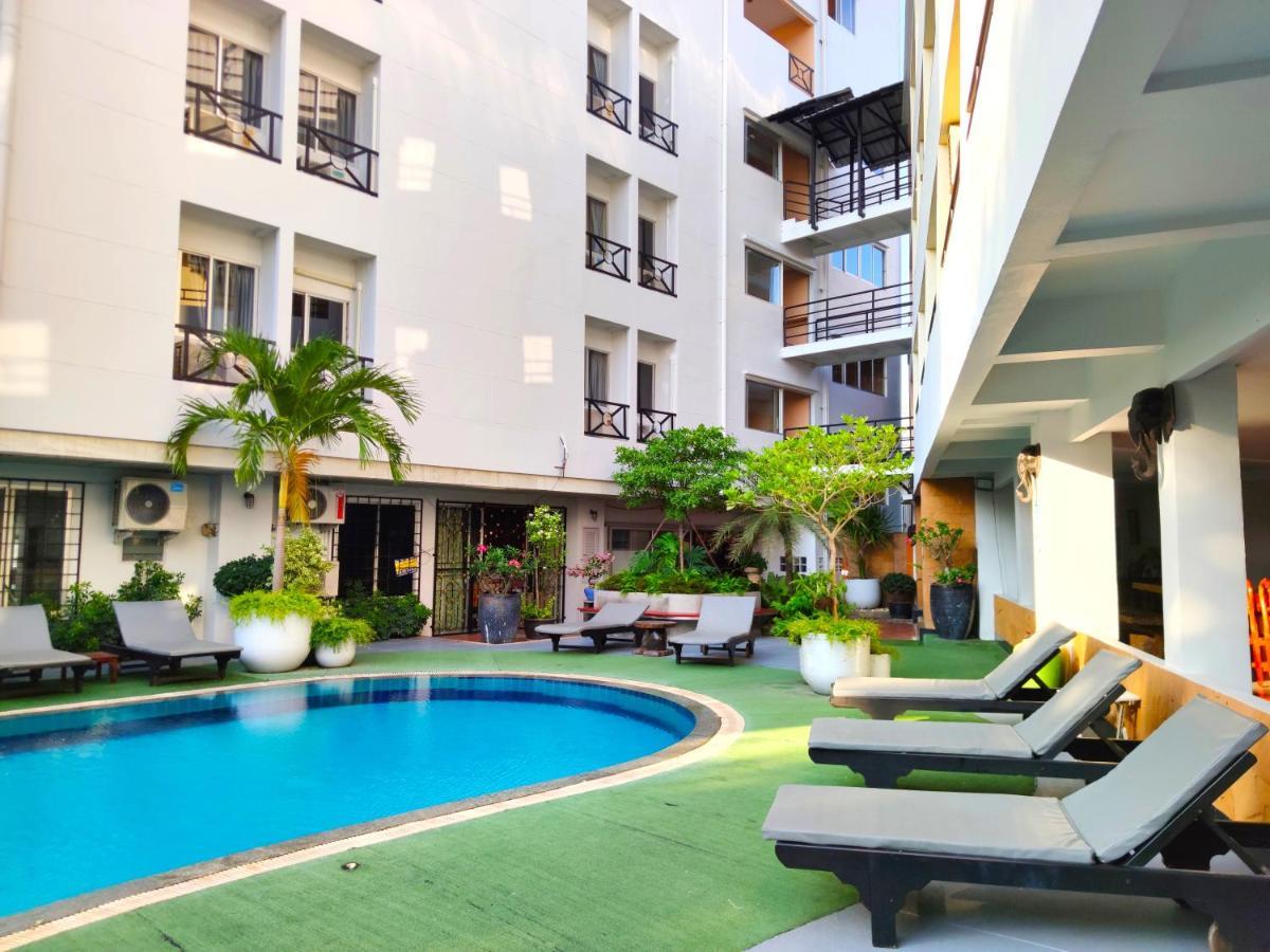 The Chanthong Residence And Hotel Pattaya Esterno foto